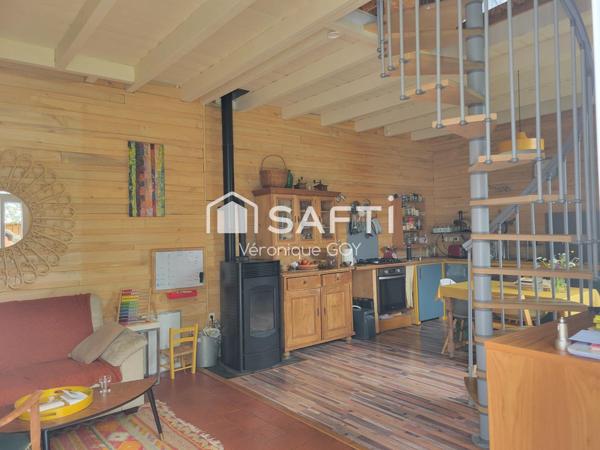 Maison spacieuse en plein centre du village