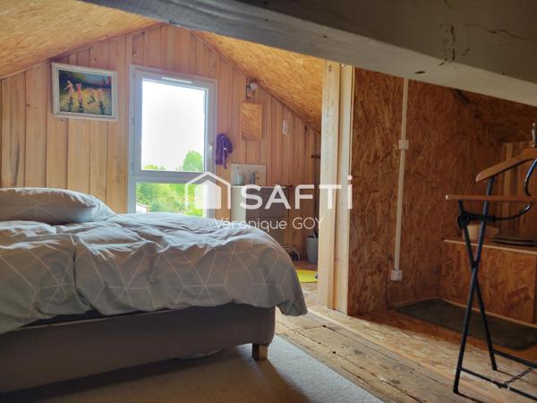 Maison spacieuse en plein centre du village