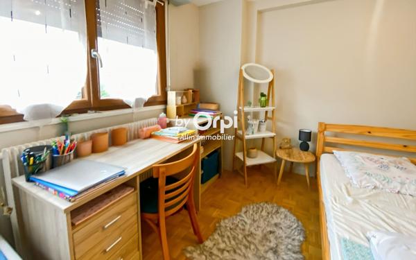 Appartement à vendre    5 pièces •  Montluçon