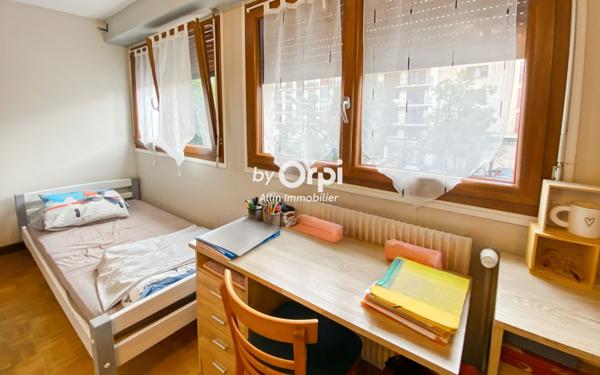 Appartement à vendre    5 pièces •  Montluçon