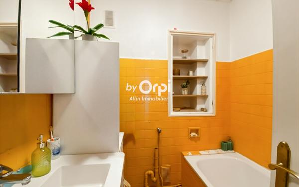 Appartement à vendre    5 pièces •  Montluçon