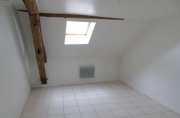 Appartement à louer à Avallon dans l'Yonne (89200), ref : 89099/140705   
Centre ville