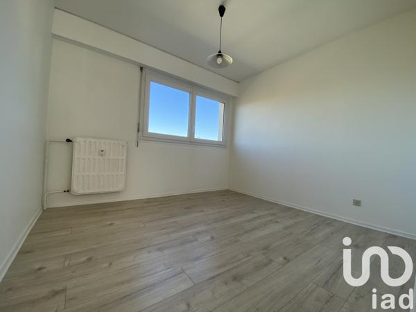 Appartement 4 pièces de 65 m² à Épernon (28230)