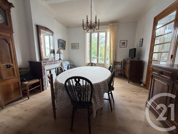 Maison à vendre  6 pièces - 122,10 m 2   ROYAN  - 17