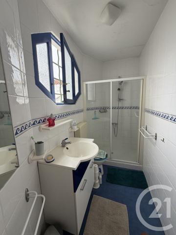 Maison à vendre  6 pièces - 122,10 m 2   ROYAN  - 17