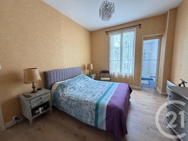 Maison à vendre  6 pièces - 122,10 m 2   ROYAN  - 17
