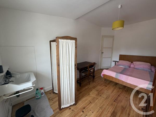 Maison à vendre  6 pièces - 122,10 m 2   ROYAN  - 17
