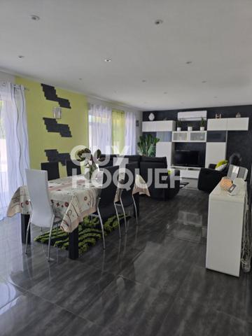 Maison à vendre à Semécourt - 5 pièces avec piscine et garage double !