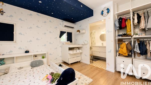Maison à vendre 6 pièces 203 m² Marseille 12