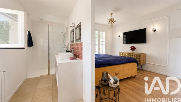 Maison à vendre 6 pièces 203 m² Marseille 12