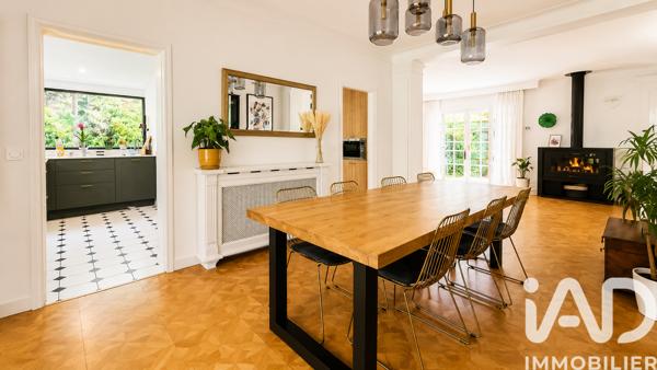 Maison à vendre 6 pièces 203 m² Marseille 12