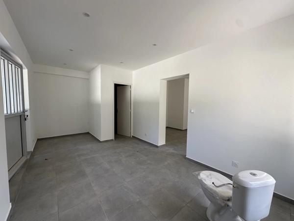 Vente Local commercial 2 pièces 32 m2 à Belle-Église