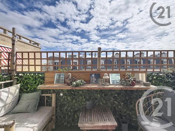 Appartement F3 à vendre  3 pièces - 65,83 m 2   PARIS  - 75018