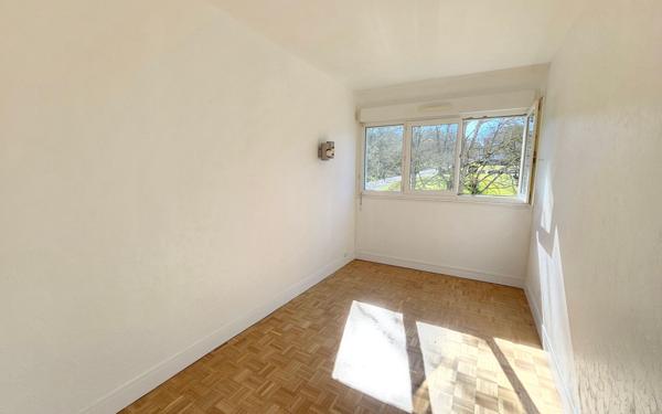 Appartement à vendre    4 pièces • 69,23 m2 Aubergenville