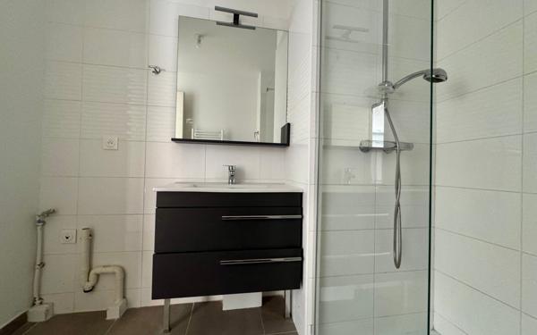 Appartement à vendre    2 pièces • 45,48 m2 Fréjus