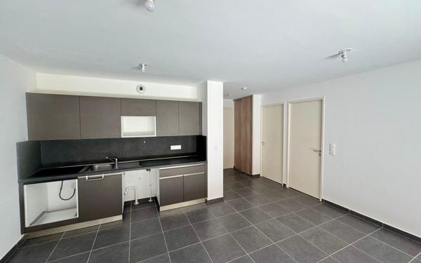 Appartement à vendre    2 pièces • 45,48 m2 Fréjus