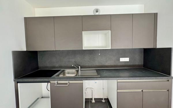 Appartement à vendre    2 pièces • 45,48 m2 Fréjus