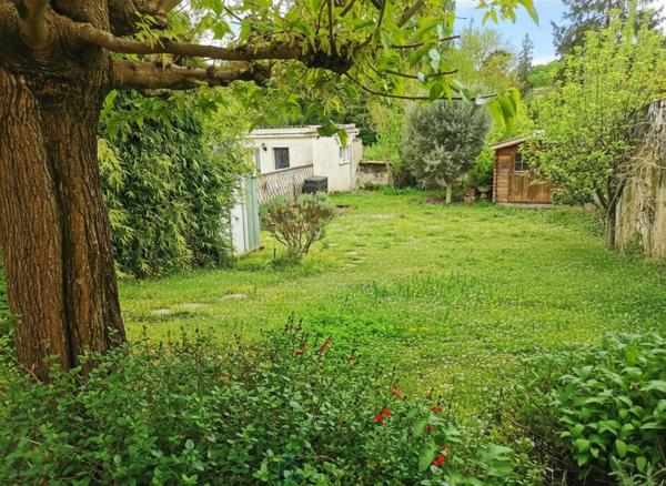 Centre historique d'Amboise, au calme, maison avec jardin