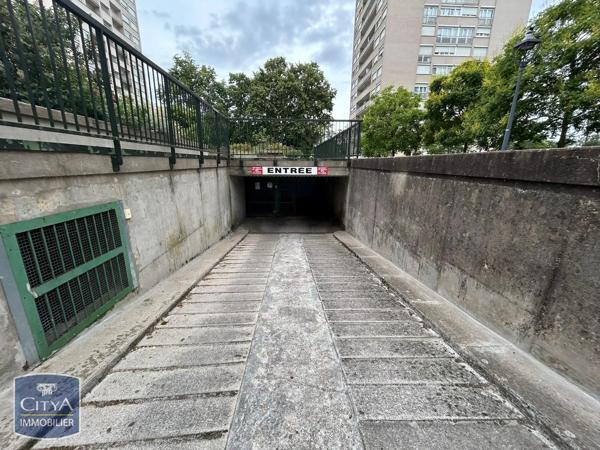 Parking à louer Orléans (45000)