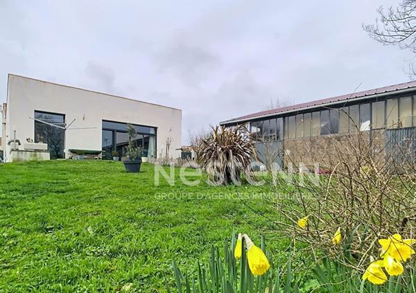 Maison de plain pied, 3 chambres, garage, jardin située à Saint Aubin La Plaine, à 15 minutes de Luçon.