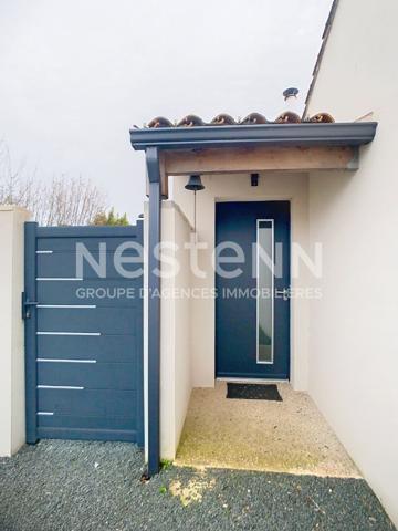 Maison de plain pied, 3 chambres, garage, jardin située à Saint Aubin La Plaine, à 15 minutes de Luçon.