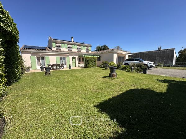 Maison/Villa à Vaux sur Mer de 202m2