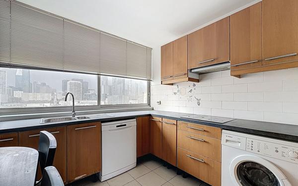 Appartement à vendre    3 pièces • 73,16 m2 Puteaux