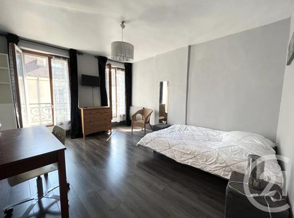 Appartement F1 à vendre  1 pièce - 24,63 m 2   FONTAINEBLEAU  - 77