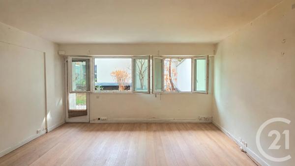 Appartement F1 à vendre  1 pièce - 26,74 m 2   PARIS  - 75015