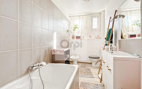 Maison à vendre    6 pièces • 102,10 m2 Argenteuil