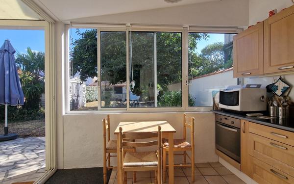 Maison à vendre    3 pièces •  Port-des-Barques