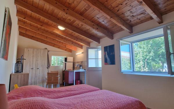 Maison à vendre    3 pièces •  Port-des-Barques