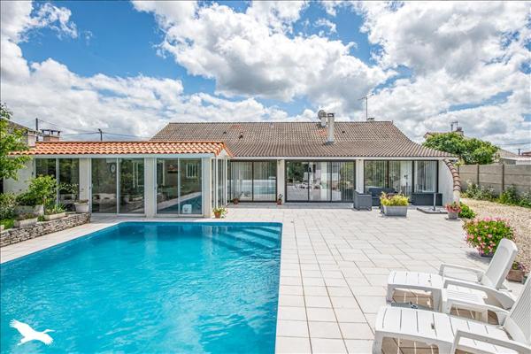 Maison à vendre |  Ludon-Médoc |  7 pièces | 184 m²