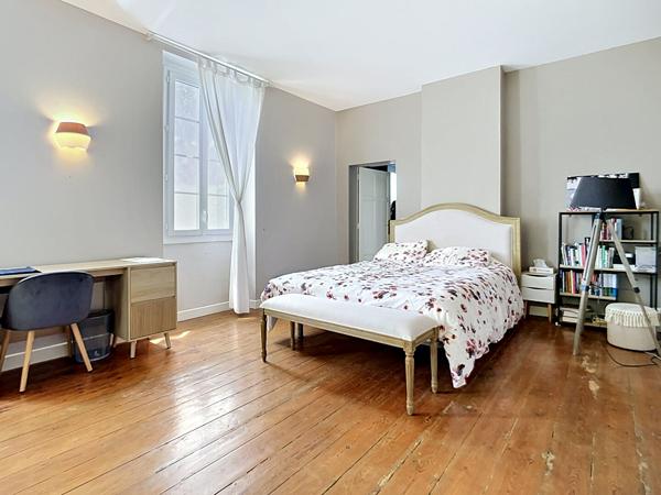 Maison de maître exceptionnelle à vendre à Nérac - 5 chambres, piscine, grand terrain