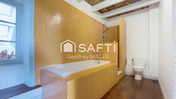 Maison en pierre 6 pièces 135 m² en bord de mer