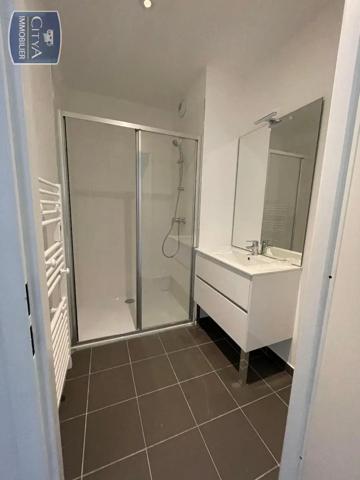 Appartement à louer 2 pièces 38.39m²