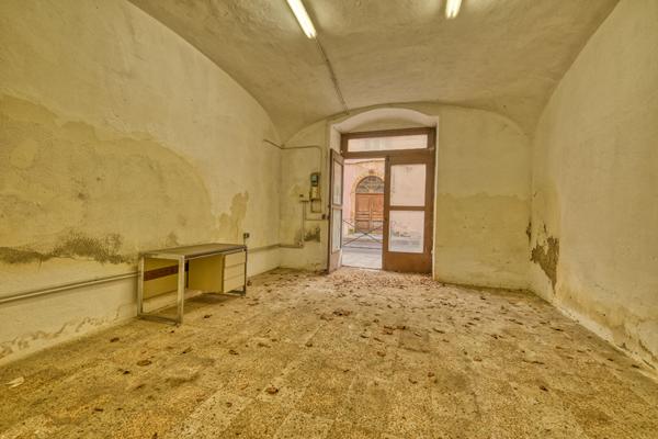 Vente murs local commercial - 2 pièces 44 m² Bastia centre ville - Boulevard Auguste Gaudin