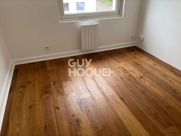 LYON 5 - SAINT JUST - PARC PISCINE TENNIS VUE DEGAGEE