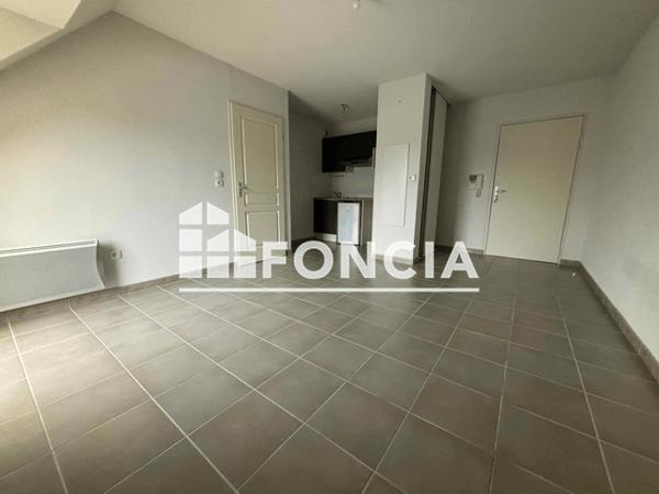 Location Appartement 2 pièces 33.92 m² - 32 RUE FLORIMOND ROBERTET Blois 41000