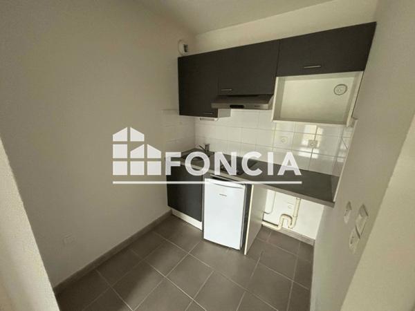 Location Appartement 2 pièces 33.92 m² - 32 RUE FLORIMOND ROBERTET Blois 41000