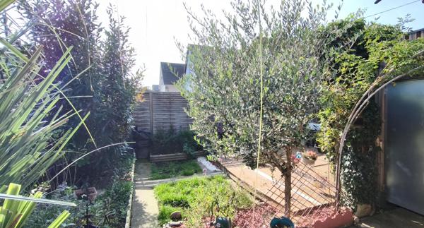 Jolie maison avec son jardin