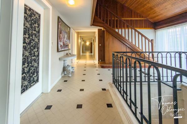 Demeure de charme 600m², 8 chambres sur 3 hectares