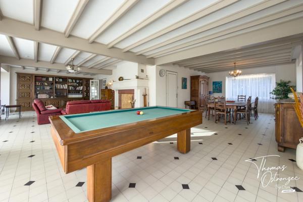 Demeure de charme 600m², 8 chambres sur 3 hectares