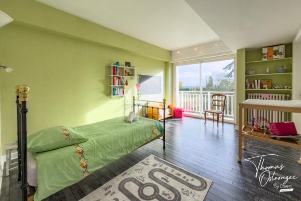 Demeure de charme 600m², 8 chambres sur 3 hectares