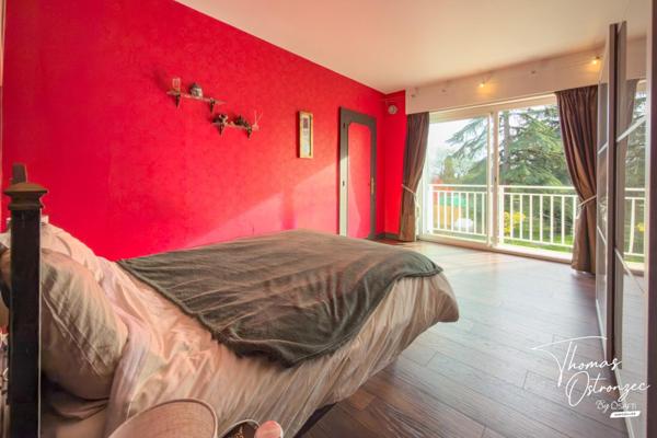 Demeure de charme 600m², 8 chambres sur 3 hectares