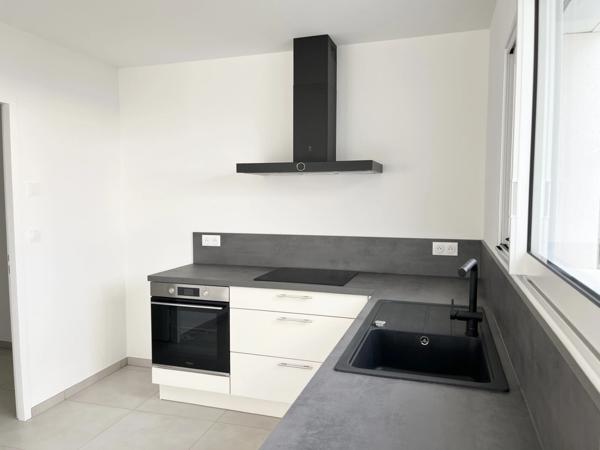 Maison à vendre 4 pièces SAINT GERVAIS (85) terrain 329 m²