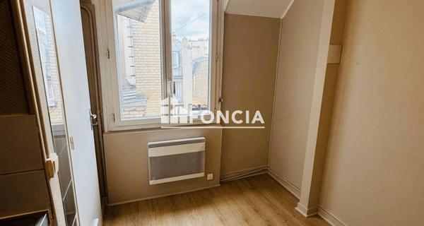 À vendre Studio 9 m² - Paris 75011