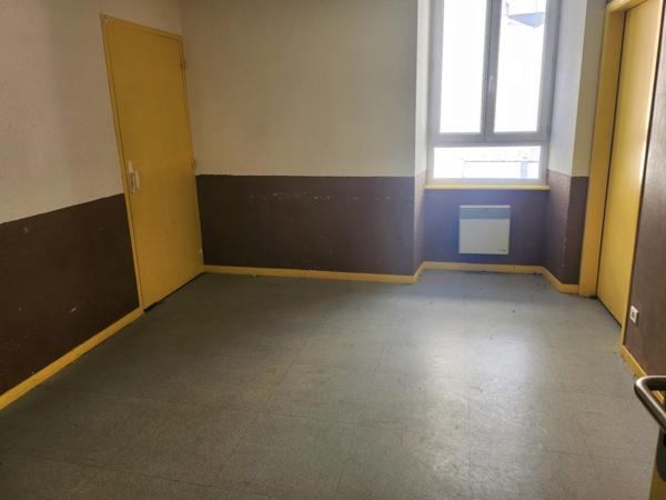 Bel Immeuble en pierre à vendre - 10 pièces - à Monflanquin (47150) - Lot-et-Garonne