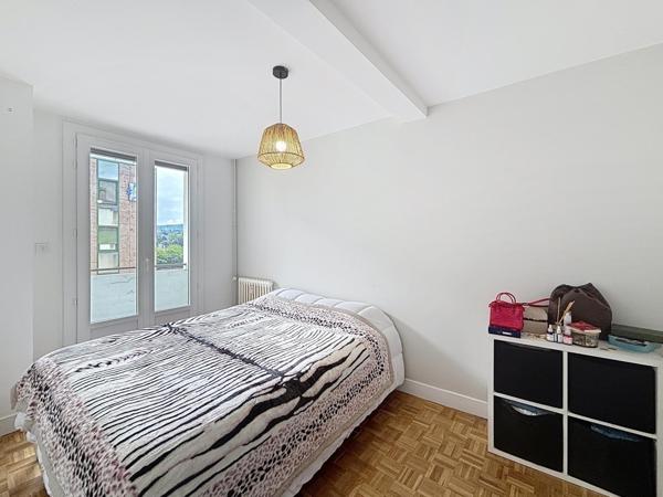 Appartement 3eme  étages  3 chambres balcon idéal investisseur