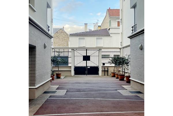 APPARTEMENT 3 PIECES BALCON TERRASSE Saint-Denis (93200)